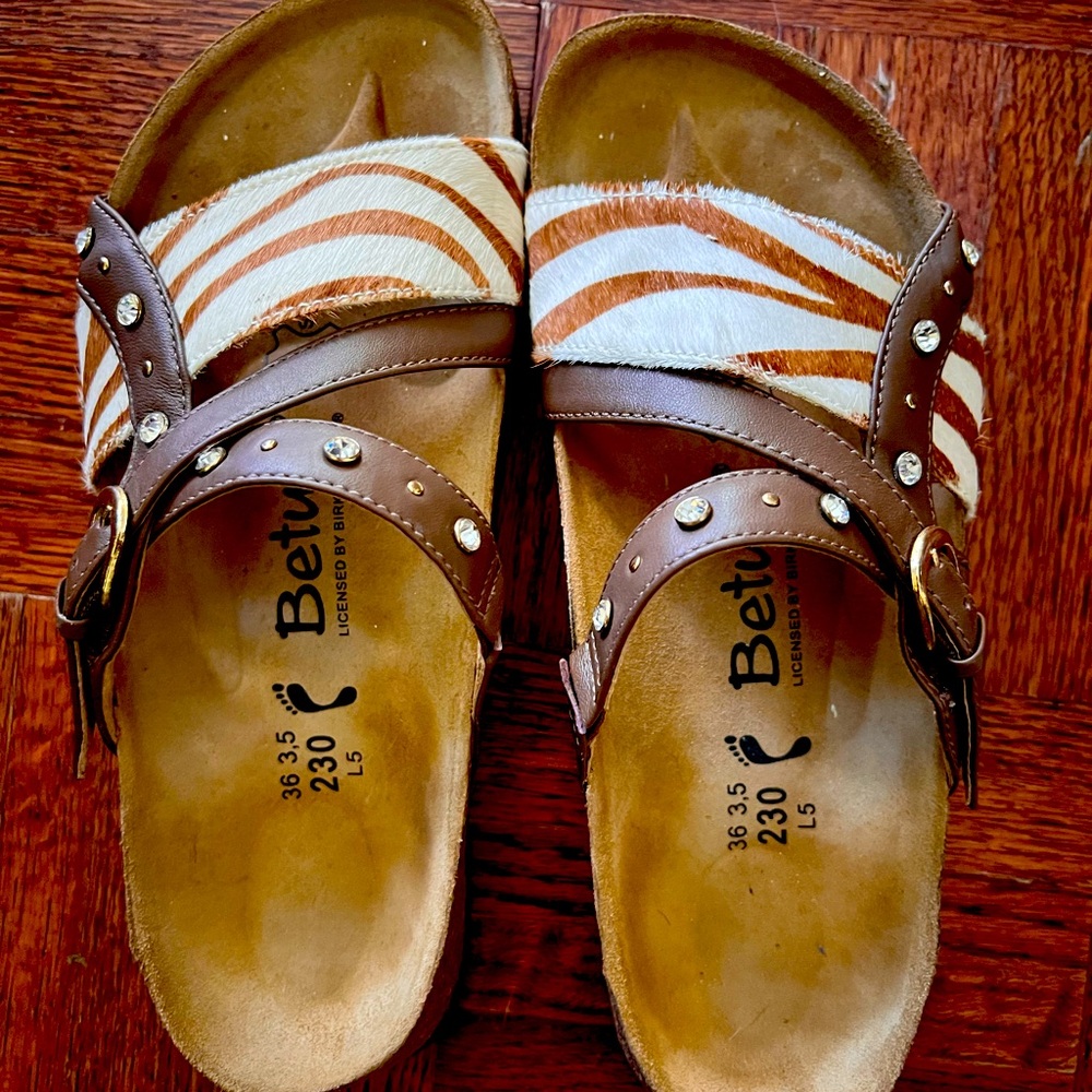 Betula Birkenstock animal print Julie calf hair zebra sandal size 36
